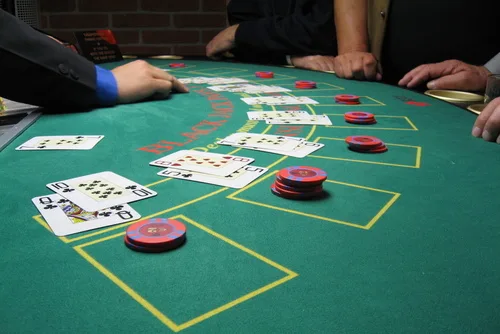 Online Blackjack Bord - Thrills Casino